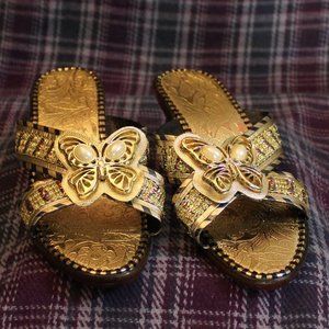 Vintage Faux Wood Pearl Peacock Butterfly Rainbow Sandals '80s